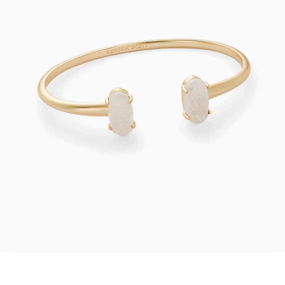 NWT Kendra Scott bracelet.